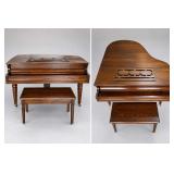 Winter baby grand/grand piano with matching bench