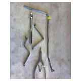 Mac Tools & Assorted Automotive Specialty Hand Tools Lot – Pliers, Screw Extractors, Wrenches