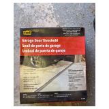 Garage door threshold