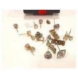 EARRING ASSORTMENT LOT