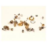 LARGE EARRING ASSORTMENT