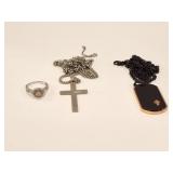 SILVERLIKE RING WITH CLEAR CENTER STONE, BLACK