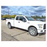 2016 FORD F150 XLT- 4 X 4
