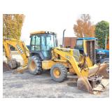 JOHN DEERE 410E- BACK HOE- 4 X 4-WITH HYDRAULIC