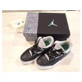 AIR JORDAN 3 RETRO- SIZE- 8.5