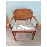 VANITY CHAIR-