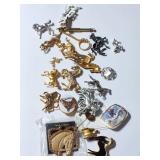 HORSE PINS AND PENDANT- LARGE ASSORTED LOT