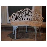 OUTDOOR WHITE BENCH