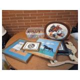 EQUINE- WALL HANGINGS- CONTENTS OF TABLE TOP