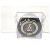 SCOTTS BOWMAN- SIGNED- OFFICIAL GAME PUCK- 1998
