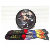 KISS- BATTERY CLOCK AND SOCKS