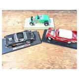 3- MODEL CARS ON BOTTOMS