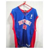 DERROUT PISTONS- ROBERTS 40 JERSEY- NBA - REEBOK-