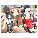PUPPET- STUFFED ANIMALS-LARGE LOT