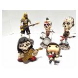 BOBBLE HEADS AND MORE FIGURES- 5 ITEMS