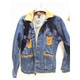 VINTAGE JEAN JACKET- SMALL