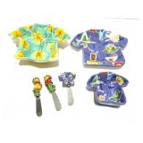 BEACH DECOR- PLATES AND DISHES WITH KNIVES