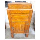 VINTAGE- SMALL ICE BOX- VERY NICE