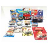 HOT WHEELS- RACING CHAMPIONS- JOHNNY LIGHTNING-