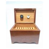 NO KA OI- HUMIDOR- VINTAGE- NICE