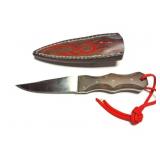 CUSTOM HAND MADE KNIFE- WITH CUSTON HAND CARVED