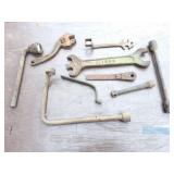 VINTAGE WRENCH LOT