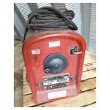 LINCOLN IDEALARC 250 - WELDER- WITH LEADS
