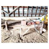 THREE POINT HITCH - HYDRAULIC OPERATED WOOD
