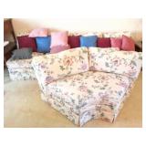 SECTIONAL COUCH WITH PILLOWS
