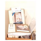 MAINSTAYS- 6 SHELF HANGING ORGANIZER- QUEEN