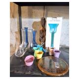 VASE AND GLASSWARE LOT