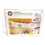 GE SPACEMAKER- UNDER CABINET STEREO-  NEW IN