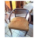 VINTAGE BARREL CHAIR