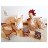 DECOR LOT- MOUSE- CHICKEN- WITH WOODEN ITEMS