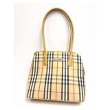 BURBERRY LONDON - PURSE- SOME SMALL MARKS ON THE