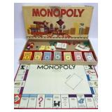 MONOPOLY- 1957- VINTAGE- PARKER BROTHERS BOARD