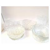 CRYSTAL- CUT AND STAMPED GLASS - GLASSWARE LOT