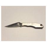 SPYDERCO POCKET KNIFE