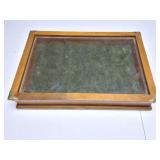 WOOD DISPLAY CASE WITH GLASS LID