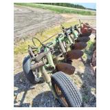 JOHN DEERE 5 BOTTOM - 3 POINT HITCH MOLEBOARD
