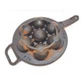 LODGE CAST IRON- USA- P7A-