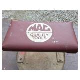 MAC TOOLS- VINTAGE SHOP ROLLING STOOLS