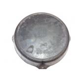 GRISWOLD #12 - CAST IRON SKILLET- VINTAGE