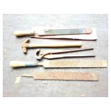 HORSE SHOEING - RASPS - NIPPERS AND HAMMER