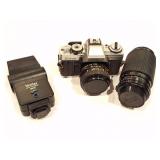 MINOLTA XG-M CAMERA- VIVITAR AUTO THYRISTOR 2800-