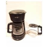 MR. COFFEE COFFEE MAKER WITH EXTRA GLASS POT