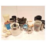 VINTAGE GLASSWARE AND KITCHENWARE LOT