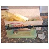 REDDING RELOADING- SCALE AND POWDER MEASURE