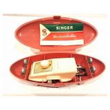 SINGER BUTTON HOLER-VINTAGE