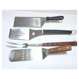 GRILLING UTENSILS- 4 ITEMS